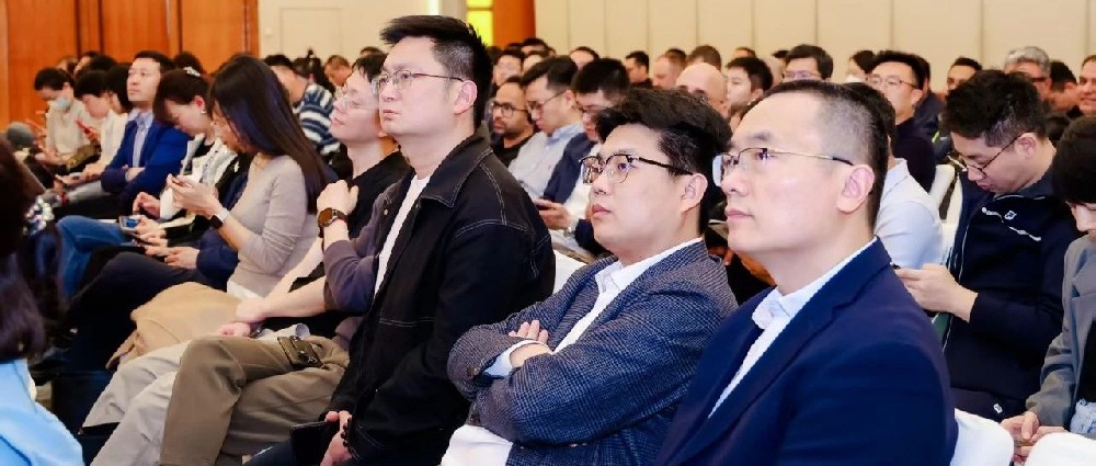 華鼎偉業(yè)攜手京東方晶芯科技，共赴MLED顯示新紀(jì)元!