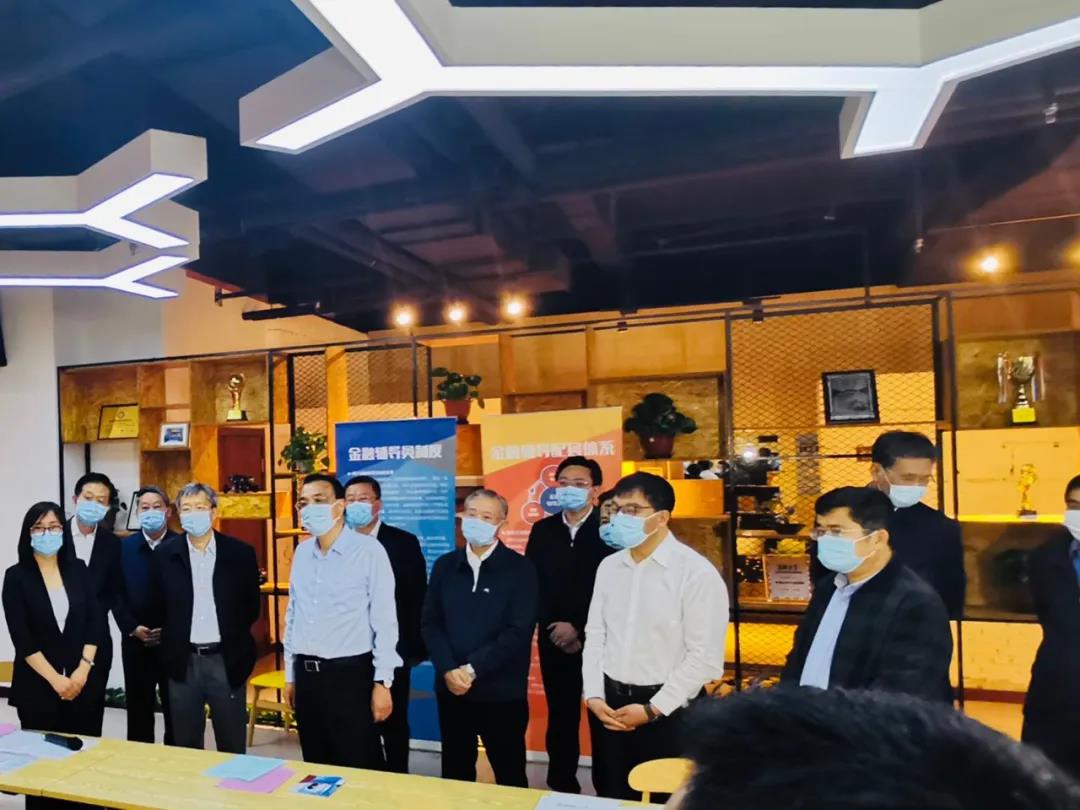 李克強(qiáng)總理到煙臺高新區(qū)考察，公司董事長受邀出席